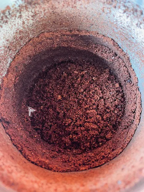 Fèves de cacao réduites en poudre