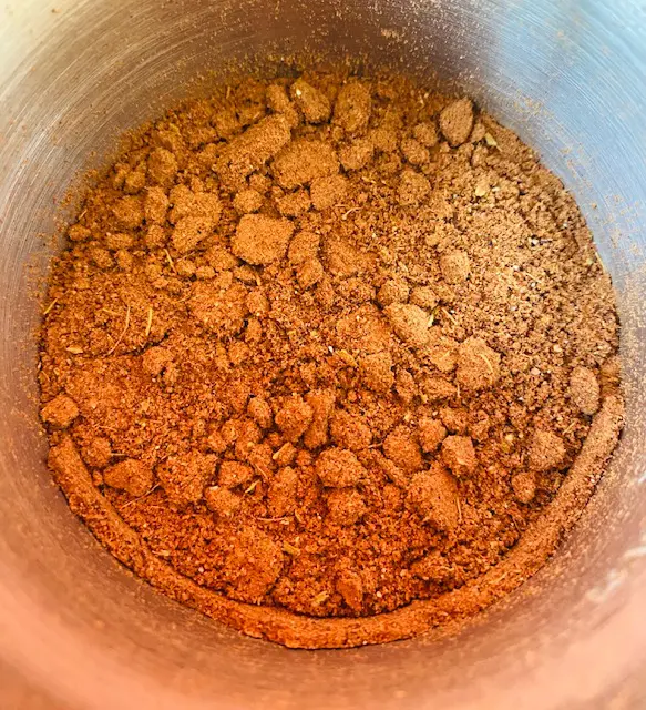 Mélange pain d'épices broyé