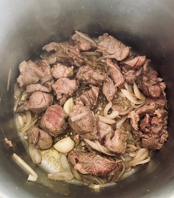 Boeuf saisi dans la casserole