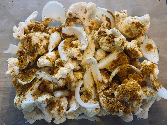 Chou fleur et épices BIO avant le four