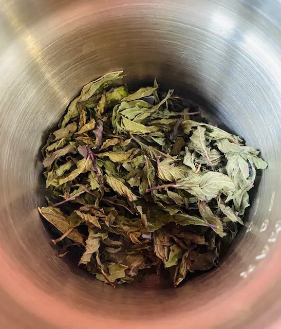 Menthe poivrée dans le moulin