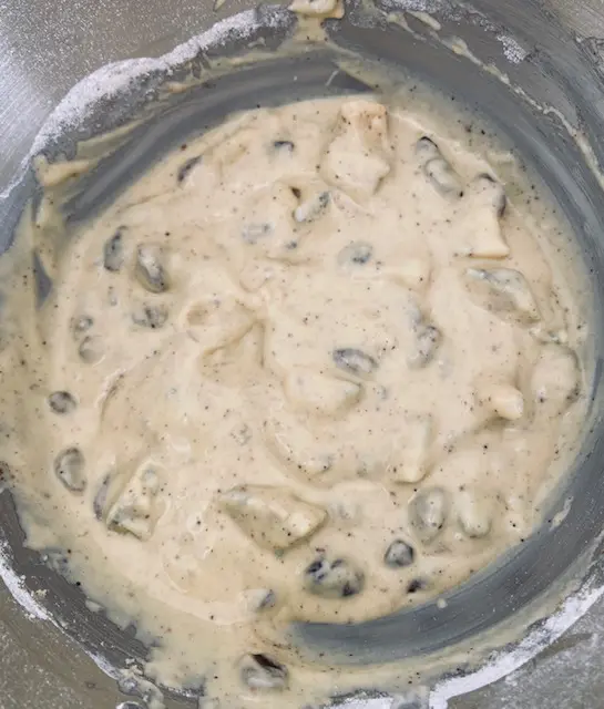 Pâte pour les cakes fourme, raisins et poivre de jamaïque BIO