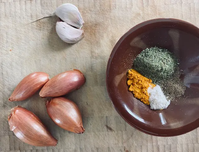 Herbes et épices BIO mixées pour le poulet rôti