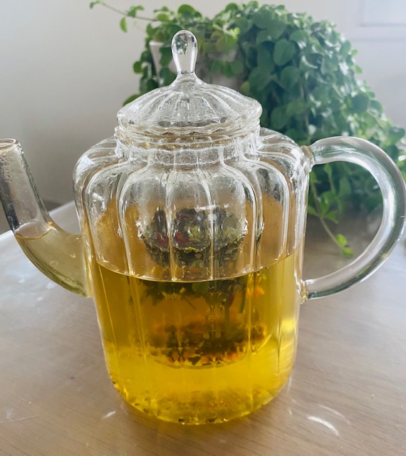 Infusion à infuser dans la théière