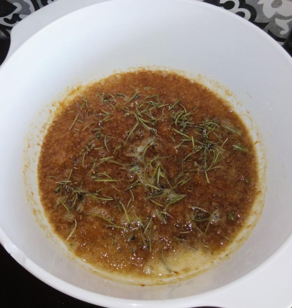 Caramel au beurre avec le romarin Bio
