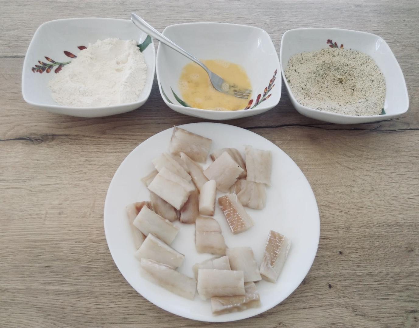 Nuggets de poisson prêts à être panés