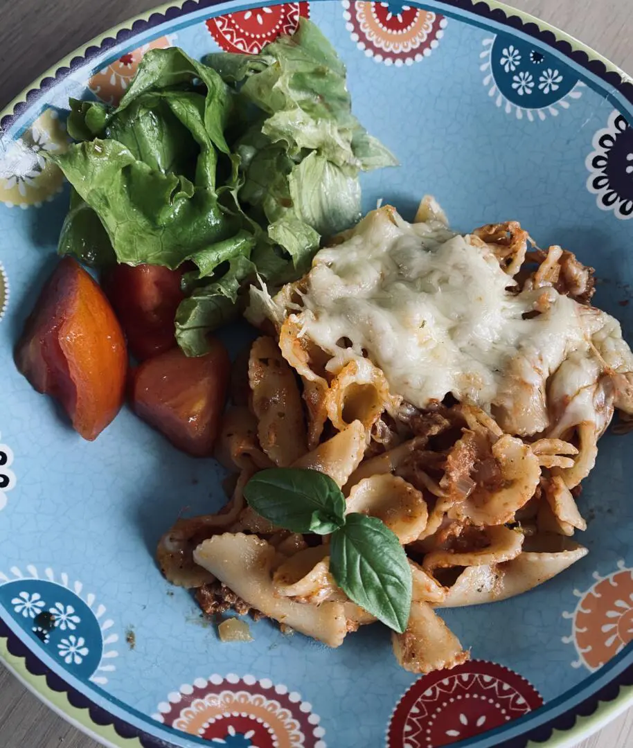 Pâtes au thon, à la tomate et aux plantes aromatiques Bio